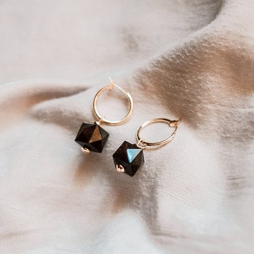 【環保 耳環】隱 - 玄黑珠寶鍍金耳圈耳環/ 純手工 / 禮物 / 推薦