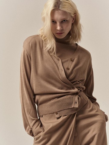 Padded Knit Classic Cardigan [Beige]