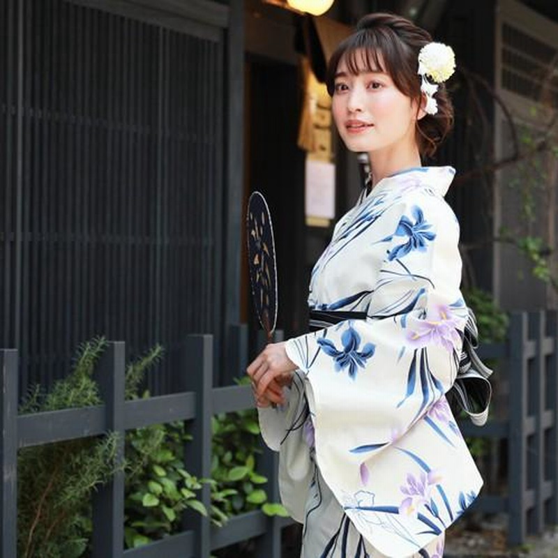 ■菖蒲 流水に紅葉■古典柄 浴衣 レディース □菖蒲 流水に紅葉□古典柄 浴衣 レディース - メルカリ