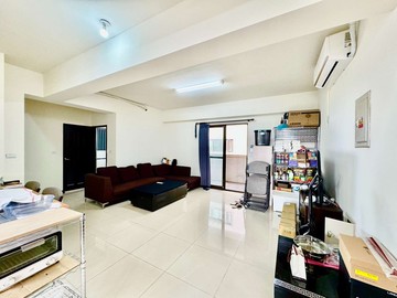 金鈺專任✨新屋宏富龍邸三套房車位精緻美宅｜桃園市新屋區華興路