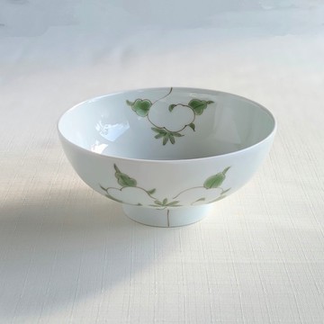 錦唐草碗（中）