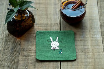 台灣野兔刺繡杯墊 綠