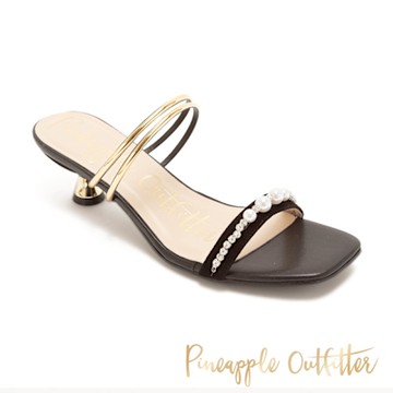 Pineapple Outfitter-金色細帶珍珠涼跟鞋 RINI-絨黑
