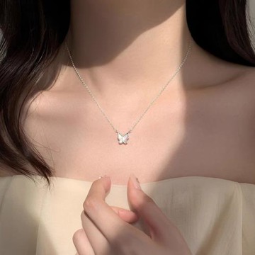 999純銀蝴蝶小眾設計項鏈2025爆款新款女輕奢鎖骨生日禮物情人節