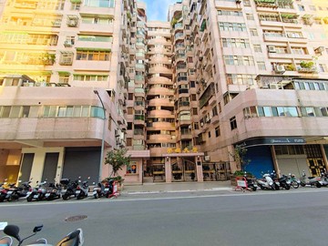 夢蝶大三房可改回雙衛浴｜新北市淡水區自強路