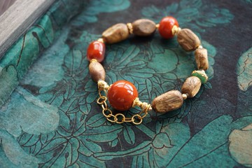 天然滿色滿肉南紅轉運珠 隨行奇楠沉香手鏈 新中式文玩手鏈 開運