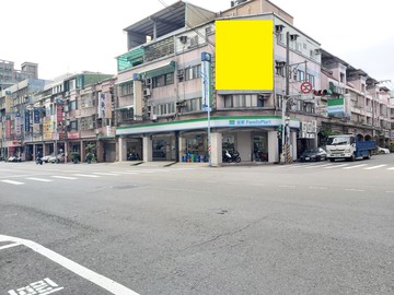 麥當勞商圈邊間收租透店~大坪數 稀有釋出 地段佳｜桃園市龜山區萬壽路二段