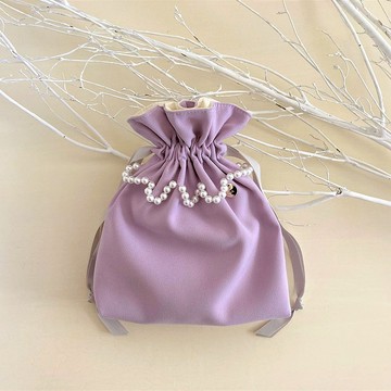 背面緞面 Amundsen Scara 珍珠抽繩手拿包 薰衣草色