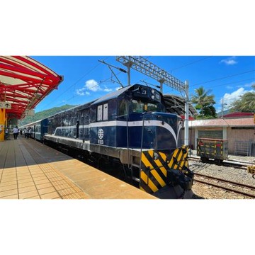 雙東旅遊｜藍皮解憂號.全台最老教堂.竹田木造車站1日｜高雄出發_25TKPINBTH