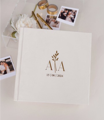 客製化手工相冊 23x23cm | 絲絨硬殼封面 | 無內頁設計