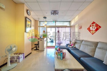 專任！員林台商圈鄉林圓頂旁輕屋齡黃金住商兩用店面｜彰化縣員林市雙平路