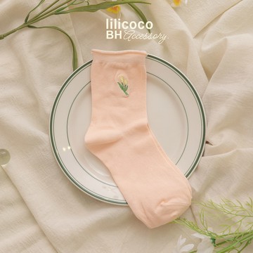 BYHUE lilicoco  清新百搭鬱金香小花刺繡圖案純色中筒襪－粉【 36S521 】