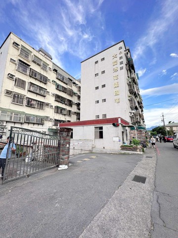 交流道旁一樓三房車+超大後院｜桃園市龍潭區健行路