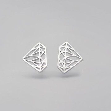 【Sayaka紗彌佳】鏤空鑽石造型耳環