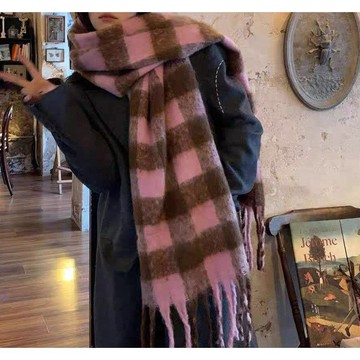(時尚精選圍巾)🧣高級感拼色馬海毛保暖加厚百搭格子流蘇圍巾情侶披肩🧣美拉德 圍巾 爆款 氛圍感 冬季女 高級感 馬海 毛