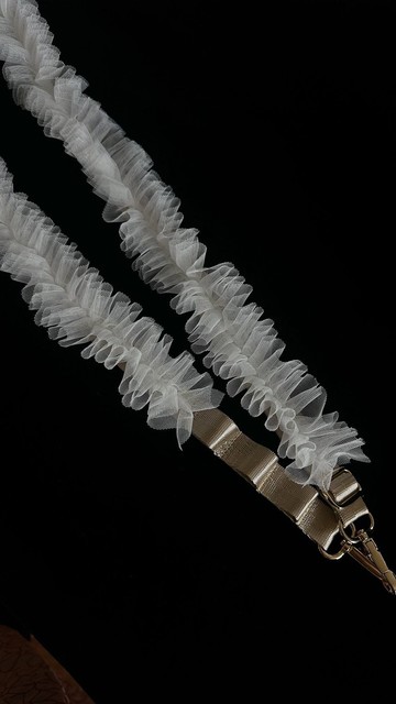 蕪菁白色浪花手機繩