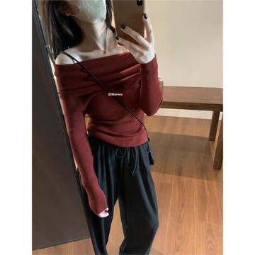 METWO 2082安可拉紅一字肩針織上衣早秋新款彈力顯瘦露肩修身上衣