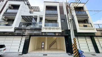旗山鬧區\全新\面寬\4套房\雙車庫別墅｜高雄市旗山區旗新街
