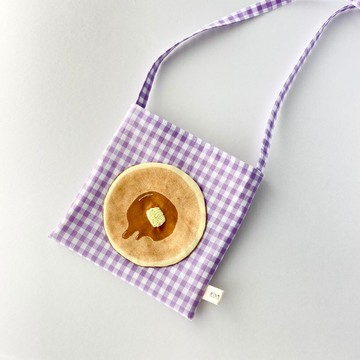 鬆餅與格紋小包