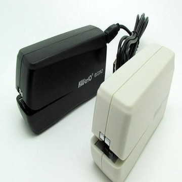 KW-triO 電動釘書機 USB釘書機10號針電動訂書機05392電池&插電兩用(內附USB線)MIT製＊2013台灣精品獎