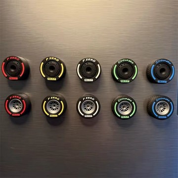 極速達🏎新品Tire Fridge Magnets壹級方程式賽車輪胎冰箱貼 磁鐵裝飾 潮玩冰箱貼 F1冰箱貼 生日禮物