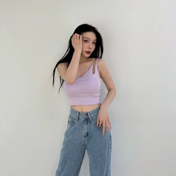 【Aa.chic】辣妹斜肩設計罩杯背心(三色).女裝/上衣/背心/BRA TOP/辣妹/斜肩/罩杯【C048103】