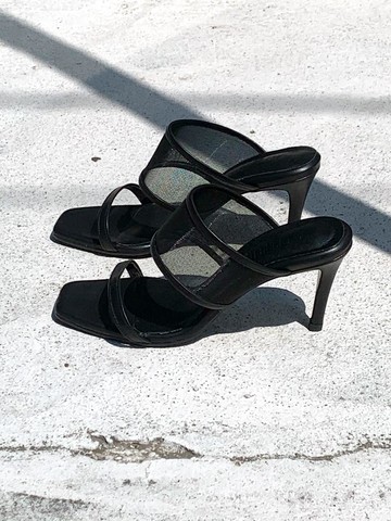 TONE_black Mesh Material Sandal Heel