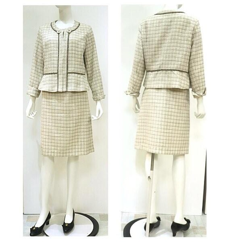 chanel ミセス スーツ ツイード素材 格子柄 チェック ノーカラー  