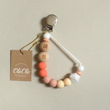 客製化嬰兒刻名奶嘴鏈 奶嘴夾 彌月禮盒 固齒器 牙膠 自訂 奶嘴鍊