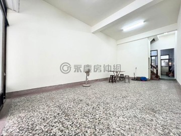 稀有!和美帝寶榮耀旁便宜大透天店面｜彰化縣和美鎮愛民路