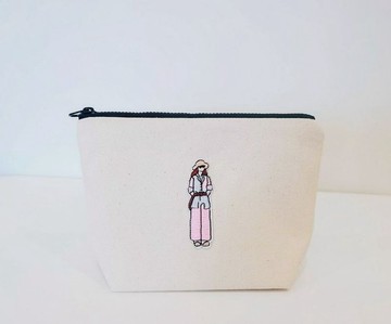 化妝包 萬用包 棉棉包 時尚刺繡