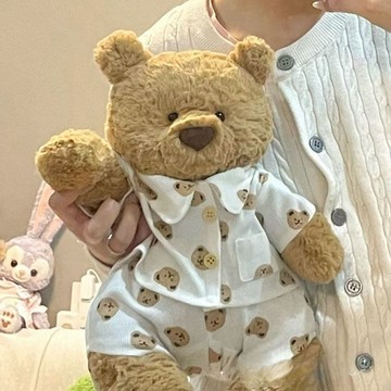 臺灣出貨✨ 新款巴塞羅吉福特小熊毛絨公仔娃衣 衣服可愛玩偶睡衣47CM 36CM28CM