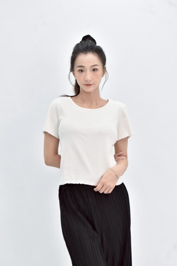 (XS（含）以下) chocoolate anya 圓領白色短袖上衣