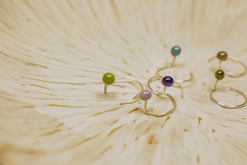 琺瑯珠針耳環 細耳圈款