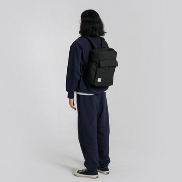 CARTER系列 | 方型13-15吋筆電後背包L號 CARTER ECO (暗黑)