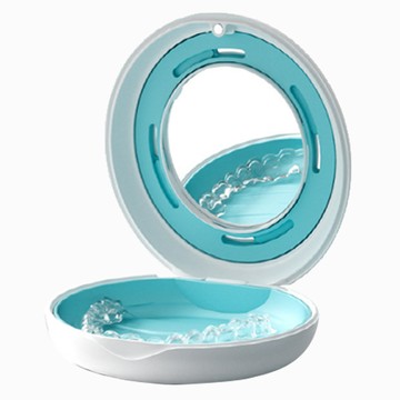 Universe Factory 矯正器維持器通風收納盒  1個  白色