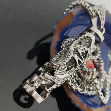 台灣現貨正品純鈦鋼鍍銀神龍吐珠蟠龍柱護身符吊墜項鍊(附60公分方格鈦鋼項鏈)