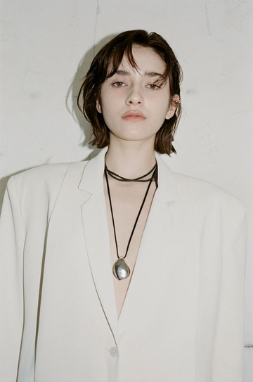 Rosé drip necklace