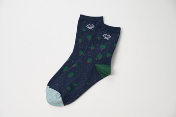 預購_ 森林星空 深藍/黑 彩點 iii sum+ × ChangeTone 聯名襪款