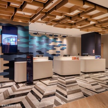 (買1晚送1晚)嘉義智選假日酒店1泊1食雙人平日-平日加2位兒童免費(或)雙人升等特大床房