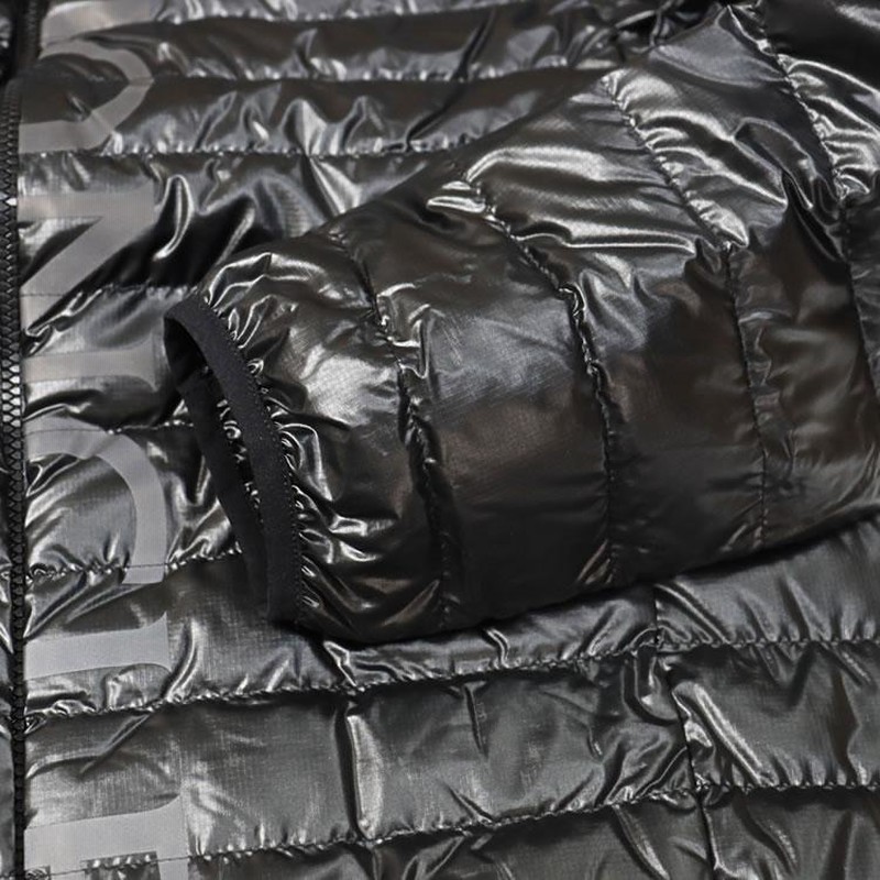 モンクレール MONCLER ダウン ダウンジャケット ライトダウン