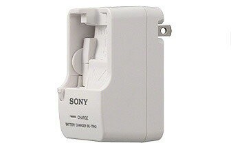 SONY Cyber-shot 專屬配件 BC-TRN2 鋰電池壁插式充電器 充電速度較隨機搭贈的快 2 倍
