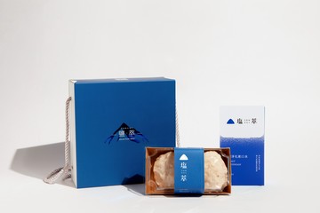 Salt 你隨心所浴禮盒 【10入漱口水x1、海鹽牛奶饅頭皂x2】