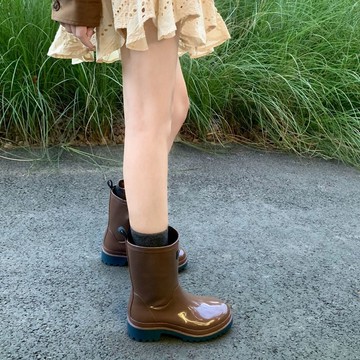 雨季必備 雨中秀歐美風PVC材質雨鞋女中筒花園雨靴防滑輕便水鞋雨靴雨鞋 防水 出貨 鞋套 防水 防滑 機車雨鞋 中筒雨鞋