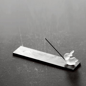 一笑間|月兔兒香插 線香插香薰擺件香座可愛玉兔（送線香）1入