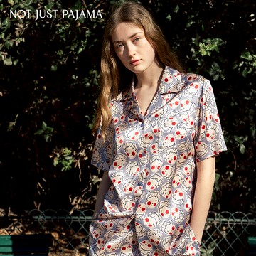 NotJustPajama心動博物館系列 小天使印花真絲短袖睡衣套裝 - 藍底小天使印花-XL