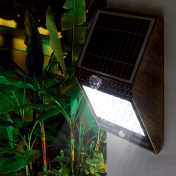 花園別墅歐式戶外壁燈防水花園別墅燈LED太陽能室外陽臺庭院燈