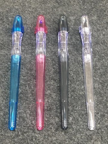 PILOT 三角握位習字鋼筆(FP-60R)EF極細尖  透明藍和透明粉是限定色