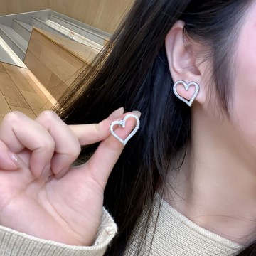 新款鑲閃鑽愛心耳環簡約時尚飾品