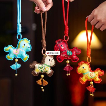 可開發票☆【臺灣精品】💕2026馬年新年氛圍裝飾品生肖馬流蘇掛飾春節房間車掛包掛創意掛件